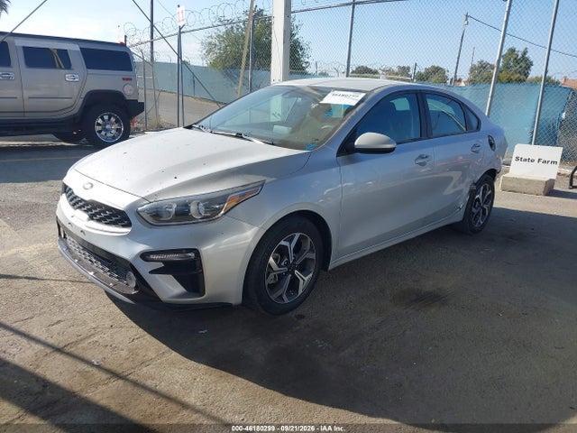 2021 Kia Forte Lxs მანქანა იყიდება აუქციონზე, vin: 3KPF24AD4ME325227, აუქციონის ნომერი: 46180299