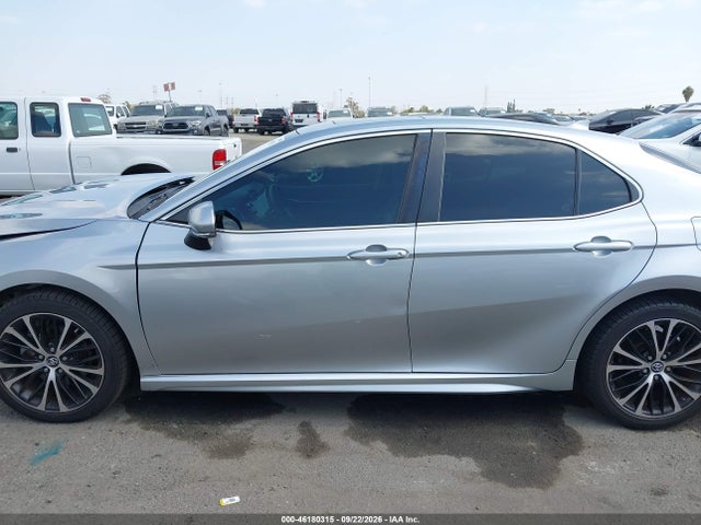 2018 Toyota Camry Se მანქანა იყიდება აუქციონზე, vin: 4T1B11HK3JU063732, აუქციონის ნომერი: 46180315