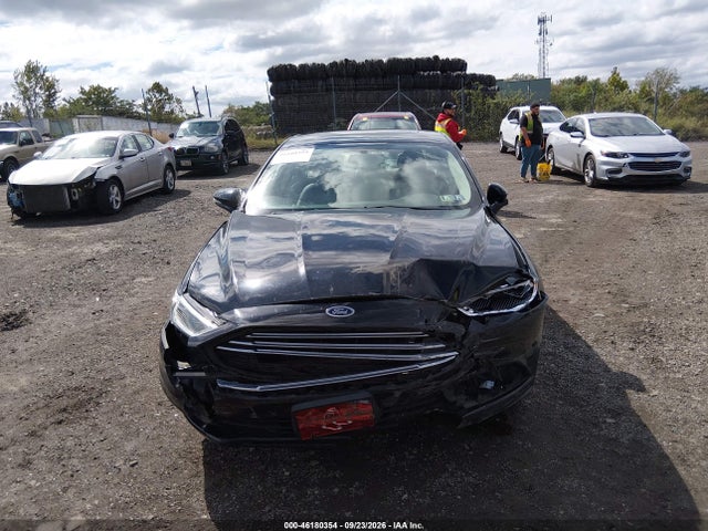 2018 Ford Fusion Energi Se Luxury მანქანა იყიდება აუქციონზე, vin: 3FA6P0PU7JR237557, აუქციონის ნომერი: 46180354