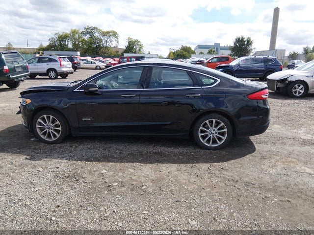 2018 Ford Fusion Energi Se Luxury მანქანა იყიდება აუქციონზე, vin: 3FA6P0PU7JR237557, აუქციონის ნომერი: 46180354