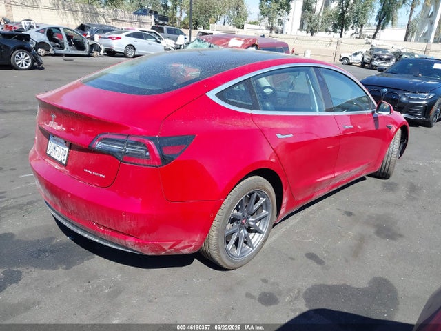 Продаж на аукціоні авто 2018 Tesla Model 3 Long Range/performance, vin: 5YJ3E1EB9JF104715, номер лоту: 46180357
