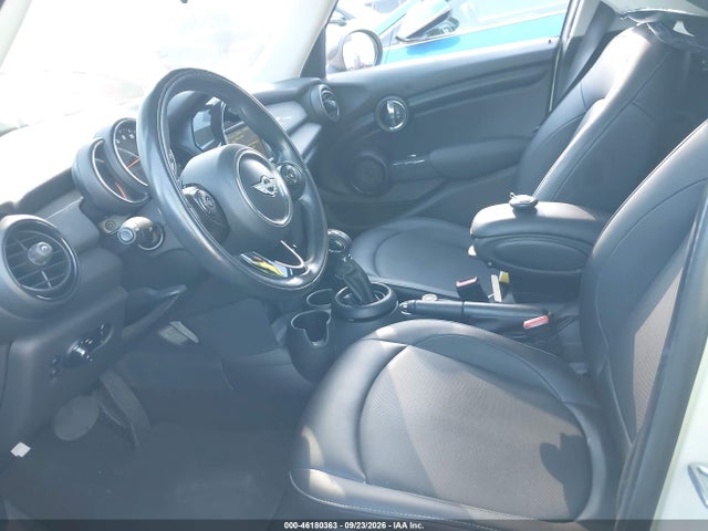 2017 Mini Hardtop Cooper მანქანა იყიდება აუქციონზე, vin: WMWXU1C38H2F77938, აუქციონის ნომერი: 46180363