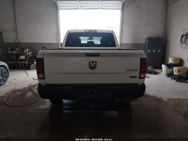 46180415 :رقم المزاد ، 1C6RR7FG0HS616492 vin ، 2017 Ram 1500 Tradesman  4x4 6'4 Box مزاد بيع