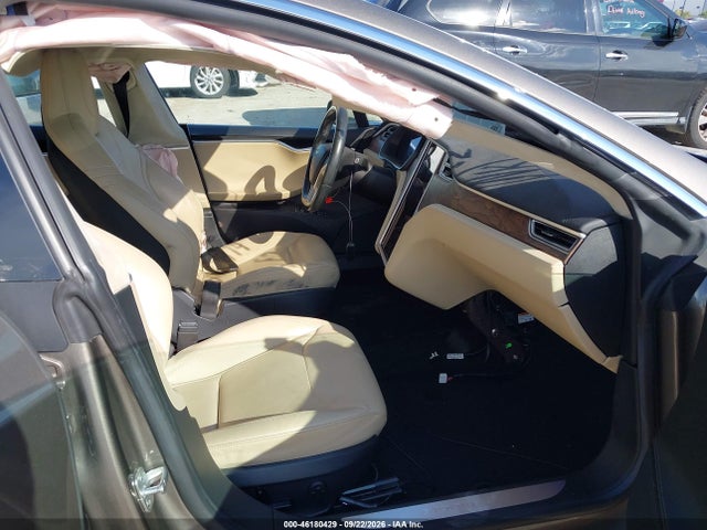 Tesla MODEL S 2016 5YJSA1E26GF159445 Image 5