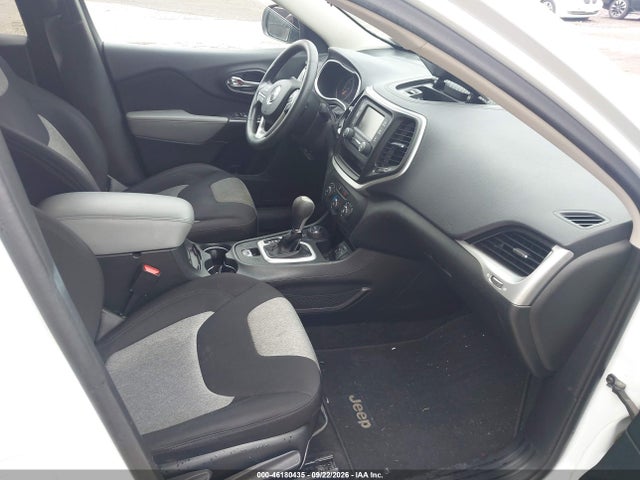 2014 Jeep Cherokee Sport მანქანა იყიდება აუქციონზე, vin: 1C4PJMAB4EW272896, აუქციონის ნომერი: 46180435