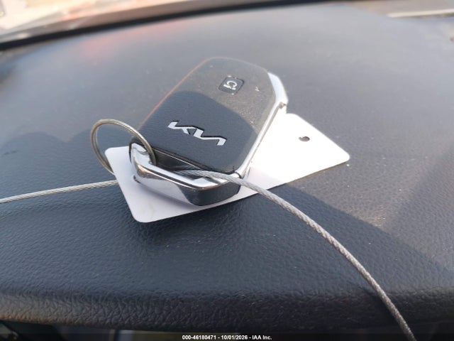5XXG14J20NG103928 KIA K5 LXS