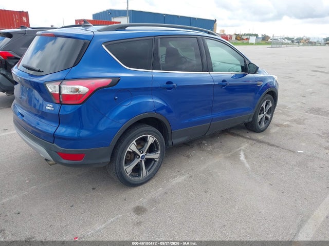 46180472 :رقم المزاد ، 1FMCU9HD6JUB42789 vin ، 2018 Ford Escape Sel مزاد بيع