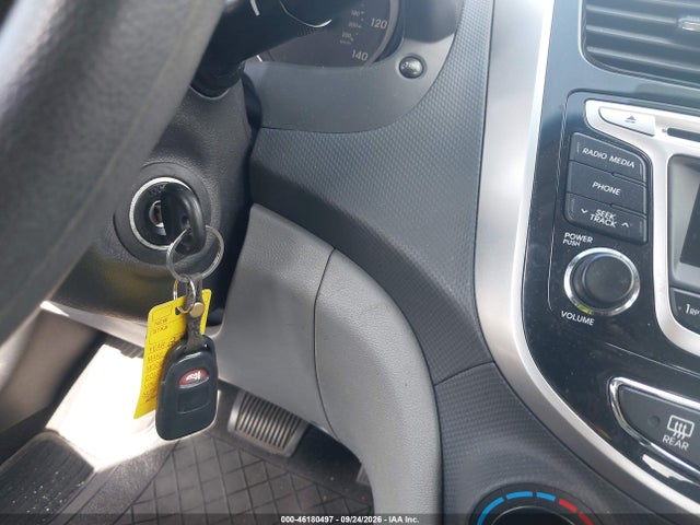 2014 Hyundai Accent Gls მანქანა იყიდება აუქციონზე, vin: KMHCU4AE1EU588912, აუქციონის ნომერი: 46180497