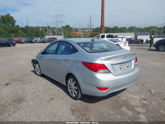 2014 Hyundai Accent Gls მანქანა იყიდება აუქციონზე, vin: KMHCU4AE1EU588912, აუქციონის ნომერი: 46180497