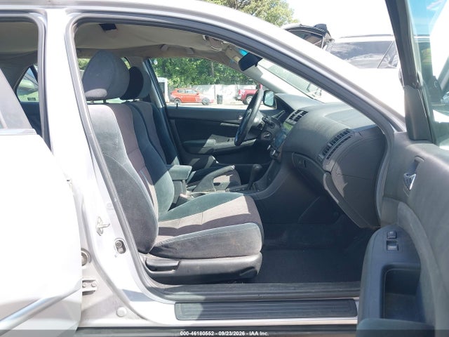 Продаж на аукціоні авто 2003 Honda Accord 2.4 Lx, vin: 1HGCM56313A059672, номер лоту: 46180552