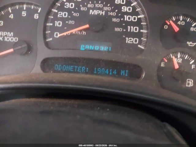 46180563 :رقم المزاد ، 3GNFK16Z44G197683 vin ، 2004 Chevrolet Suburban 1500 Z71 مزاد بيع