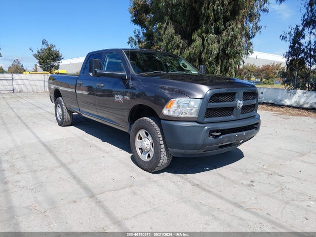 46180573 :رقم المزاد ، 3C63R3GT0GG335227 vin ، 2016 Ram 3500 Tradesman مزاد بيع