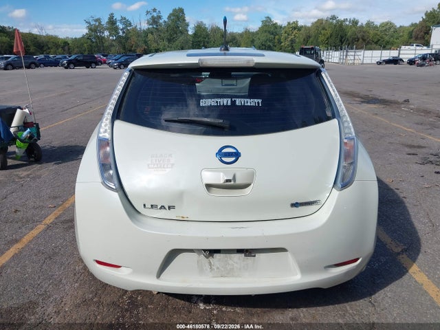 2011 Nissan Leaf Sl მანქანა იყიდება აუქციონზე, vin: JN1AZ0CP4BT008772, აუქციონის ნომერი: 46180578