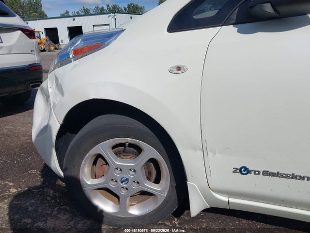2011 Nissan Leaf Sl მანქანა იყიდება აუქციონზე, vin: JN1AZ0CP4BT008772, აუქციონის ნომერი: 46180578