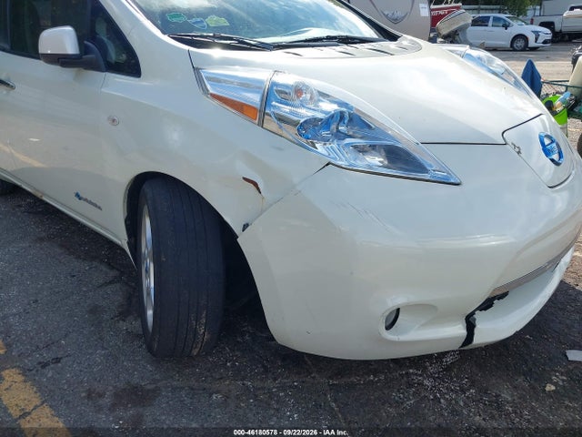2011 Nissan Leaf Sl მანქანა იყიდება აუქციონზე, vin: JN1AZ0CP4BT008772, აუქციონის ნომერი: 46180578
