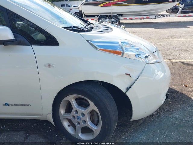 2011 Nissan Leaf Sl მანქანა იყიდება აუქციონზე, vin: JN1AZ0CP4BT008772, აუქციონის ნომერი: 46180578