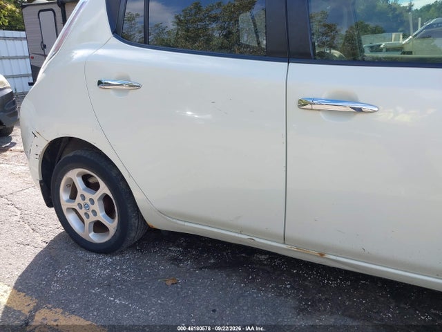 2011 Nissan Leaf Sl მანქანა იყიდება აუქციონზე, vin: JN1AZ0CP4BT008772, აუქციონის ნომერი: 46180578