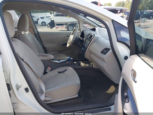 2011 Nissan Leaf Sl მანქანა იყიდება აუქციონზე, vin: JN1AZ0CP4BT008772, აუქციონის ნომერი: 46180578