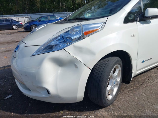 2011 Nissan Leaf Sl მანქანა იყიდება აუქციონზე, vin: JN1AZ0CP4BT008772, აუქციონის ნომერი: 46180578