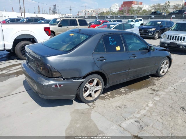 2003 Lexus Is 300 Base W/5-speed Auto მანქანა იყიდება აუქციონზე, vin: JTHBD192830071070, აუქციონის ნომერი: 46180592