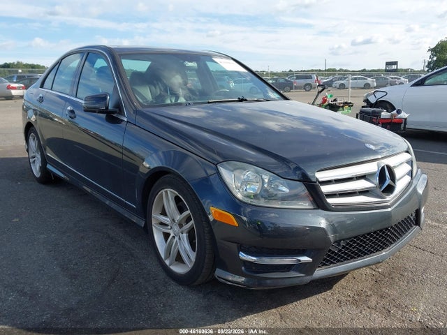 Продаж на аукціоні авто 2012 Mercedes-benz C 300 Sport 4matic, vin: WDDGF8BBXCA627545, номер лоту: 46180636