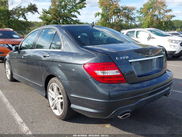 Aukcja sprzedaży 2012 Mercedes-benz C 300 Sport 4matic, vin: WDDGF8BBXCA627545, numer aukcji: 46180636