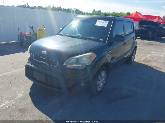 2013 Kia Soul მანქანა იყიდება აუქციონზე, vin: KNDJT2A52D7585923, აუქციონის ნომერი: 46180656