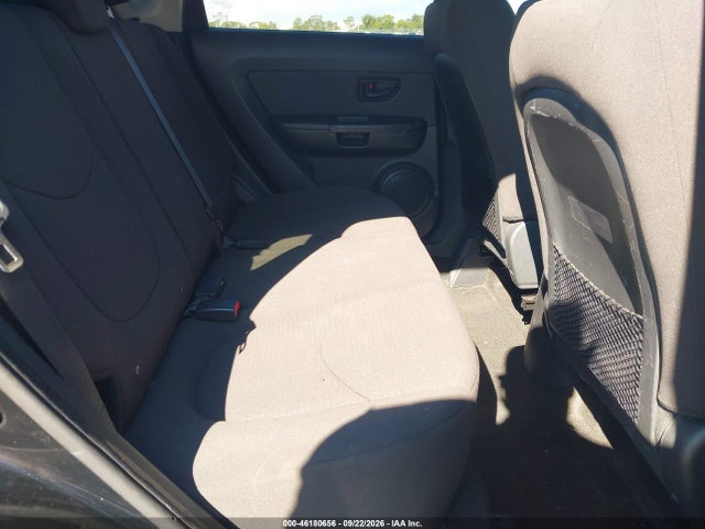 2013 Kia Soul მანქანა იყიდება აუქციონზე, vin: KNDJT2A52D7585923, აუქციონის ნომერი: 46180656