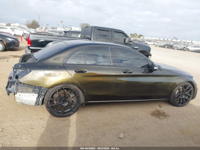 46180682 :رقم المزاد ، 55SWF4KB5FU029808 vin ، 2015 Mercedes-benz C 300 4matic مزاد بيع