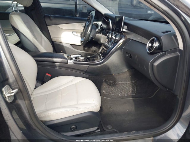 46180682 :رقم المزاد ، 55SWF4KB5FU029808 vin ، 2015 Mercedes-benz C 300 4matic مزاد بيع