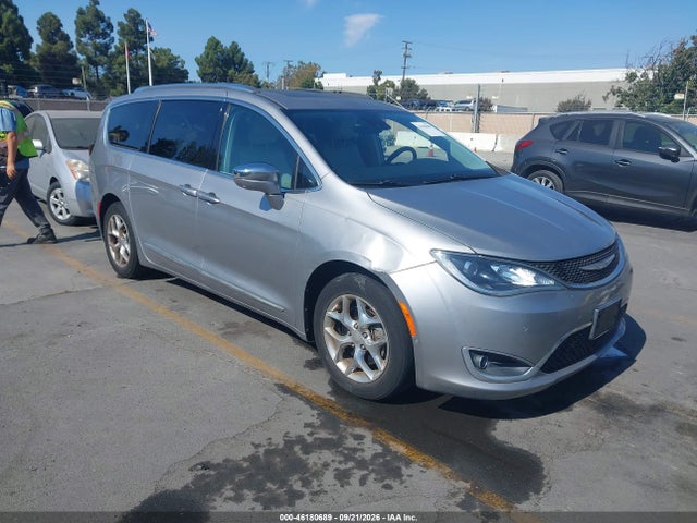 Auction sale of the 2017 Chrysler Pacifica Limited, vin: 2C4RC1GG9HR579028, lot number: 46180689