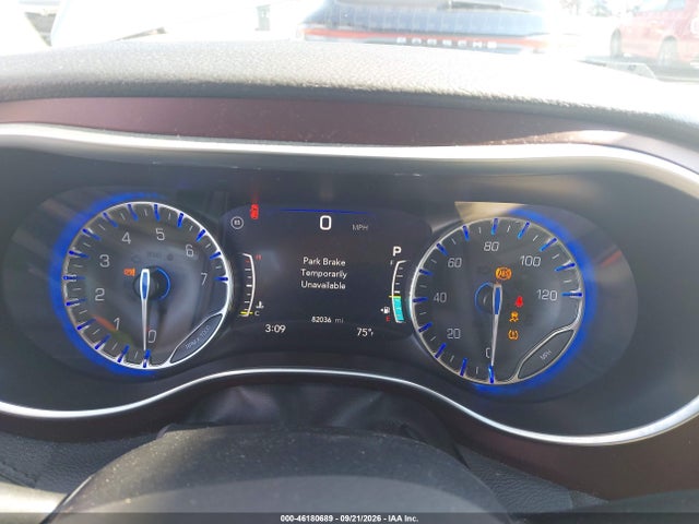 2017 Chrysler Pacifica Limited მანქანა იყიდება აუქციონზე, vin: 2C4RC1GG9HR579028, აუქციონის ნომერი: 46180689