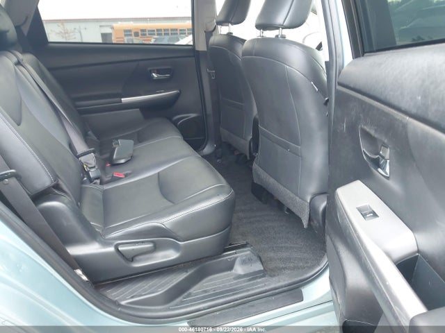 Продажа на аукционе авто 2017 Toyota Prius V Five, vin: JTDZN3EU5HJ065230, номер лота: 46180716
