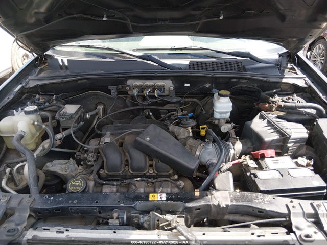 46180722 :رقم المزاد ، 4M2CU91118KJ40114 vin ، 2008 Mercury Mariner V6 مزاد بيع