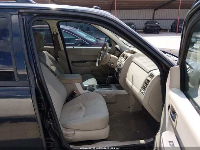 46180722 :رقم المزاد ، 4M2CU91118KJ40114 vin ، 2008 Mercury Mariner V6 مزاد بيع