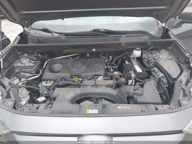 2020 Toyota Rav4 Le მანქანა იყიდება აუქციონზე, vin: JTMH1RFV2LD045915, აუქციონის ნომერი: 46180802