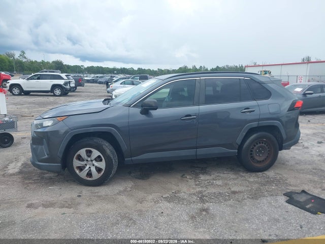 2020 Toyota Rav4 Le მანქანა იყიდება აუქციონზე, vin: JTMH1RFV2LD045915, აუქციონის ნომერი: 46180802
