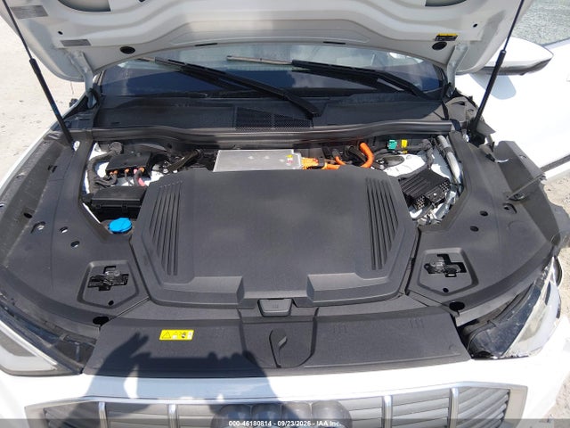 Audi E-tron Premium Plus 2019 WA1VABGE3KB021409 Image 10
