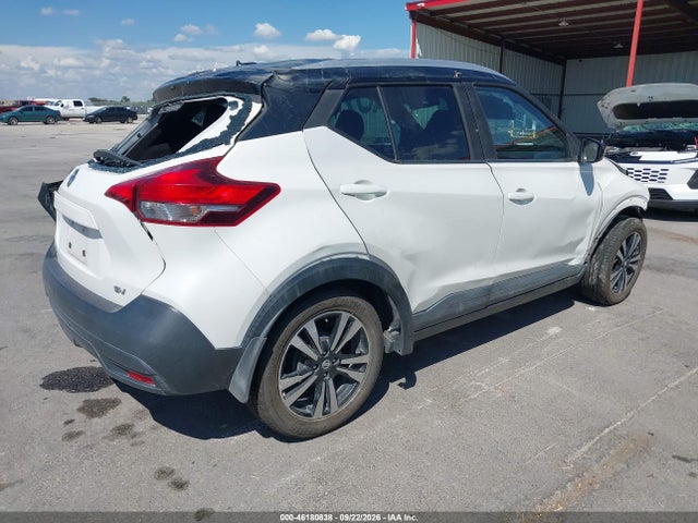 Nissan KICKS SV 2018 3N1CP5CU8JL516232 Image 4