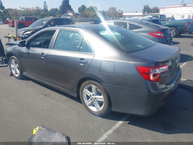 4T1BF1FK0EU467274 Toyota CAMRY SE