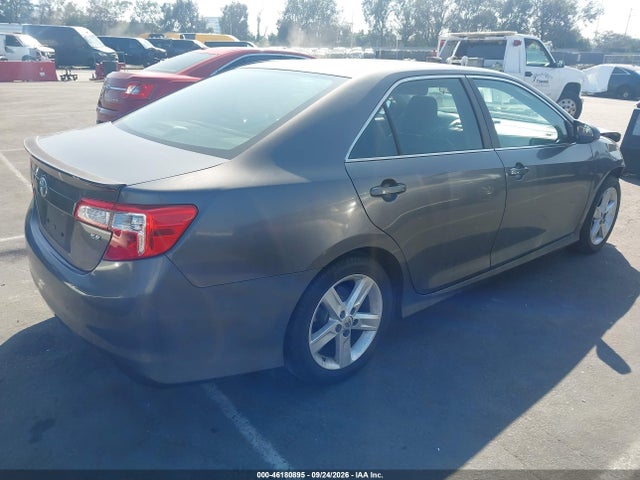 4T1BF1FK0EU467274 Toyota CAMRY SE
