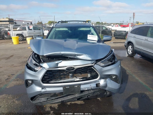 Toyota Highlander Xle 2023 5TDKDRBH7PS017082 Image 11