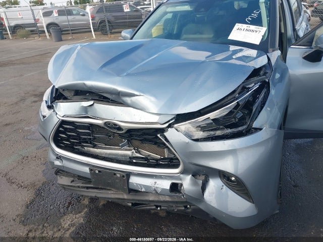 Toyota Highlander Xle 2023 5TDKDRBH7PS017082 Image 6
