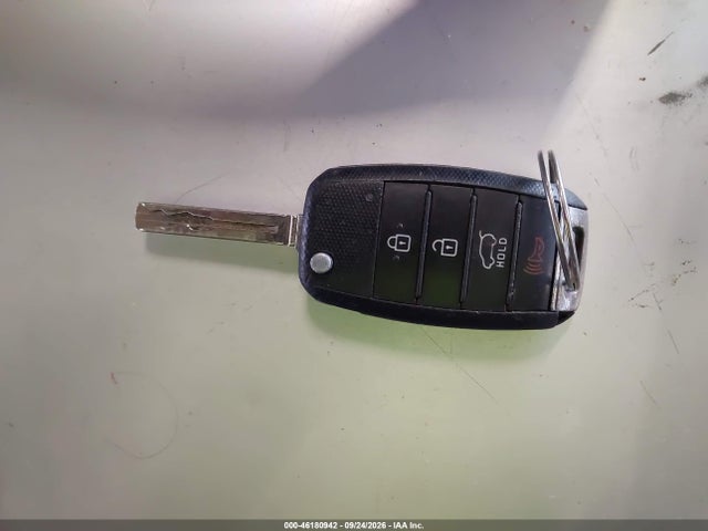 Продажа на аукционе авто 2015 Kia Sedona L, vin: KNDMA5C15F6081082, номер лота: 46180942