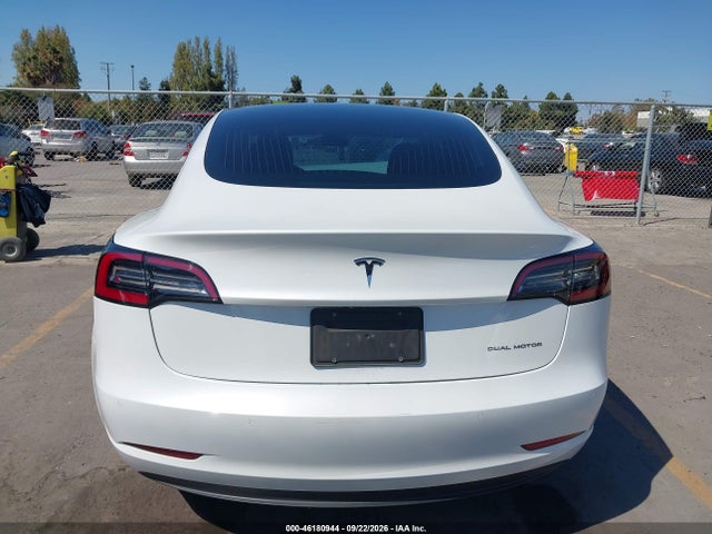 Продаж на аукціоні авто 2019 Tesla Model 3 Long Range/performance, vin: 5YJ3E1EB3KF511530, номер лоту: 46180944