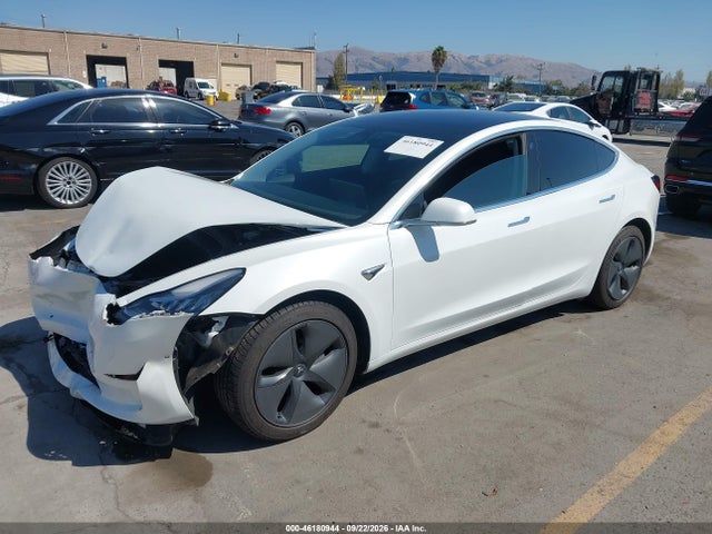 Продаж на аукціоні авто 2019 Tesla Model 3 Long Range/performance, vin: 5YJ3E1EB3KF511530, номер лоту: 46180944