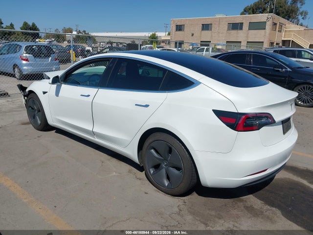 Продаж на аукціоні авто 2019 Tesla Model 3 Long Range/performance, vin: 5YJ3E1EB3KF511530, номер лоту: 46180944