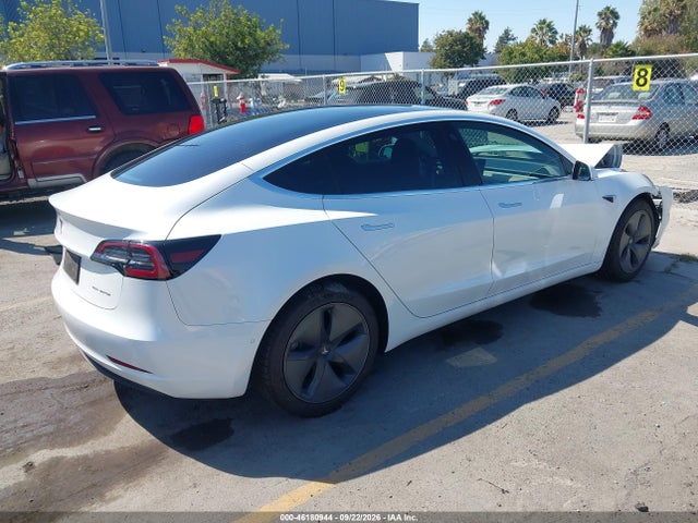 Продаж на аукціоні авто 2019 Tesla Model 3 Long Range/performance, vin: 5YJ3E1EB3KF511530, номер лоту: 46180944