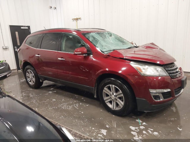 46181048 :رقم المزاد ، 1GNKVHKD0FJ376457 vin ، 2015 Chevrolet Traverse 2lt مزاد بيع