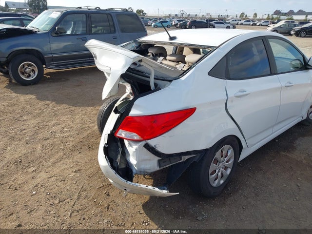 2015 Hyundai Accent Gls მანქანა იყიდება აუქციონზე, vin: KMHCT4AE3FU934687, აუქციონის ნომერი: 46181055